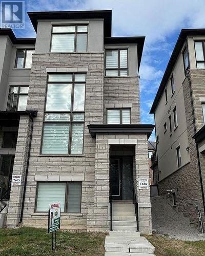 8 BENNINGTON ROAD  Newmarket, ON L3X 0M8