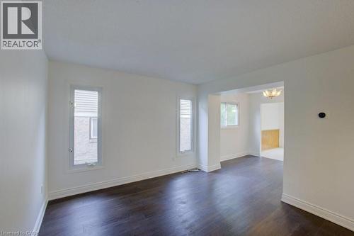 36 Fox Run, Barrie, ON - Indoor Photo Showing Other Room