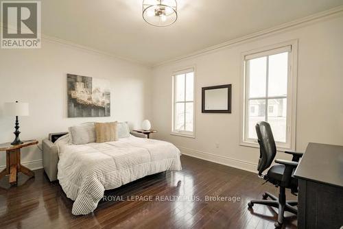142 Rebecca Street, Oakville, ON - Indoor Photo Showing Bathroom