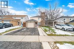 8 NOTTAWASAGA CRESCENT  Brampton, ON L6Z 1B9