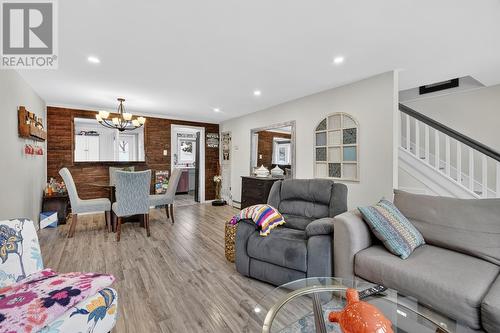 85 First Colony Drive, Cupids, NL - Indoor Photo Showing Living Room
