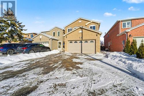 22 LAVRON COURT  Markham, ON L3S 2R3