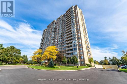 1005 - 100 COUNTY COURT BOULEVARD  Brampton, ON L6W 3X1