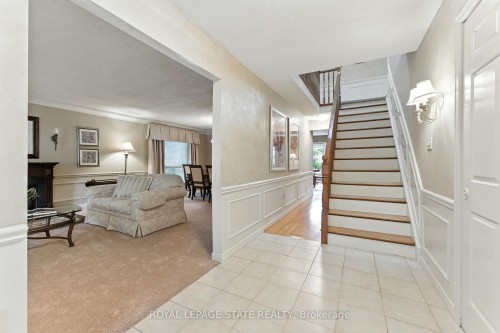 3 Atkins Drive, Hamilton, ON - Indoor Photo Showing Other Room