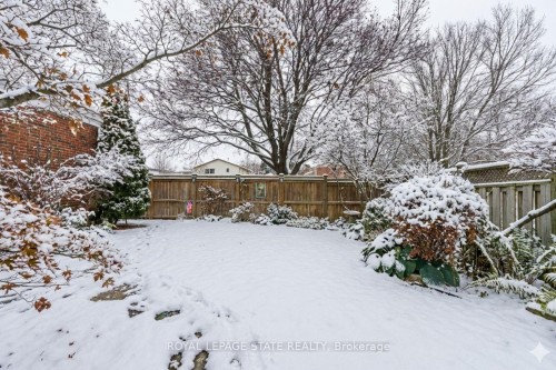 3 Atkins Drive, Hamilton, ON - Outdoor