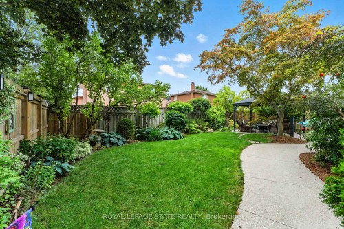 3 Atkins Drive, Hamilton, ON - Outdoor