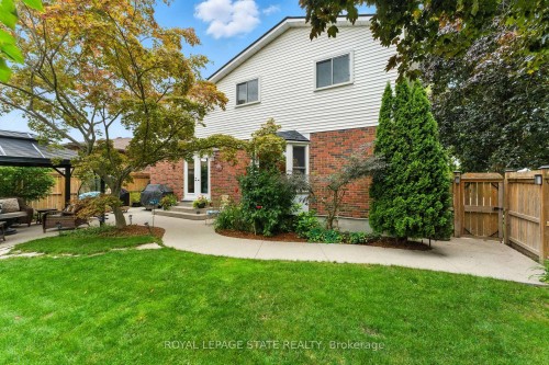 3 Atkins Drive, Hamilton, ON - Outdoor