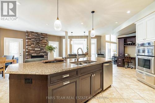 1209 Seadon Road, Springwater, ON - Indoor Photo Showing Kitchen With Double Sink With Upgraded Kitchen