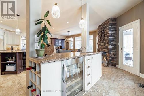 1209 Seadon Road, Springwater, ON - Indoor