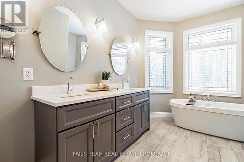 1209 Seadon Road, Springwater, ON - Indoor Photo Showing Bathroom