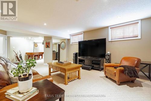 1209 Seadon Road, Springwater, ON - Indoor