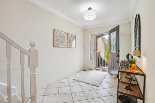 55 Edgewater Drive, Hamilton, ON - Indoor Photo Showing Other Room