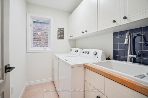 55 Edgewater Drive, Hamilton, ON - Indoor Photo Showing Laundry Room