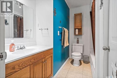 50 Hyland Crescent, Regina, SK - Indoor Photo Showing Bathroom