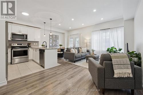 17 - 88 DECORSO DRIVE  Guelph (Kortright East), ON N1L 0A1