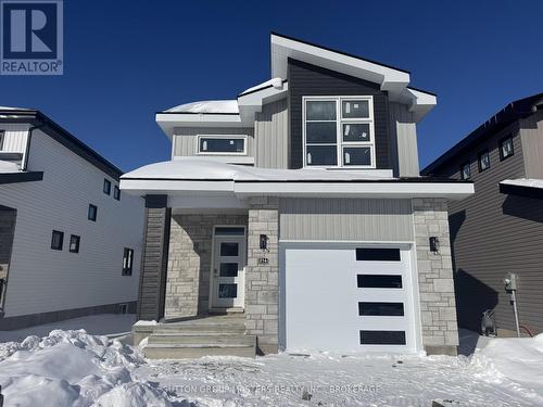 216 SUPERIOR DRIVE  Loyalist (Amherstview), ON K7N 0E5