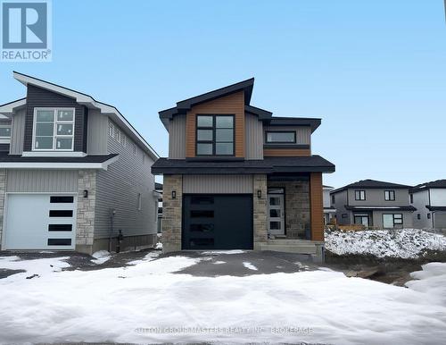 218 SUPERIOR DRIVE  Loyalist (Amherstview), ON K7N 0E5