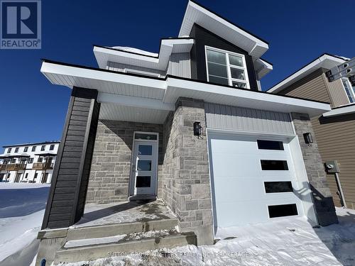 230 DR RICHARD JAMES CRESCENT  Loyalist (Amherstview), ON K7N 0E5