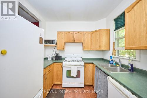 51 Grove Street, Welland (Welland Downtown), ON - Indoor Photo Showing Kitchen With Double Sink