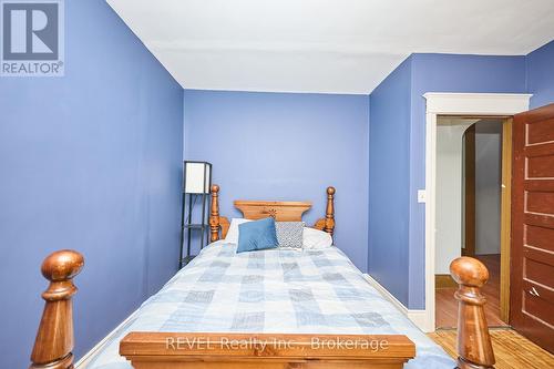 51 Grove Street, Welland (Welland Downtown), ON - Indoor Photo Showing Bedroom