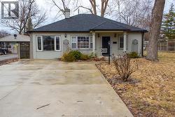 3033 Church STREET  Windsor, ON N9E 1T9