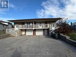 15 ABIGAIL PLACE  Toronto, ON M9R 3X1