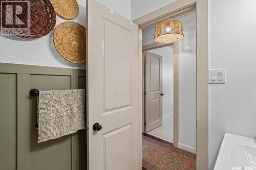 4601 Castle Road, Regina, SK - Indoor Photo Showing Other Room