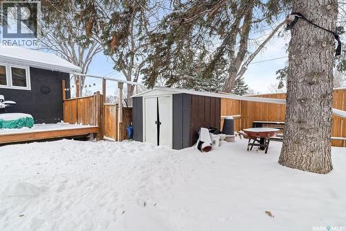 4601 Castle Road, Regina, SK - Outdoor With Deck Patio Veranda