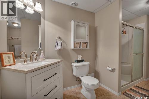 439 Snead Crescent, Warman, SK - Indoor Photo Showing Bathroom