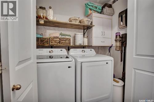439 Snead Crescent, Warman, SK - Indoor Photo Showing Laundry Room