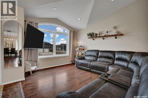 439 Snead Crescent, Warman, SK - Indoor Photo Showing Living Room