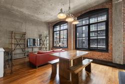 707-1070 Rue De Bleury  Montréal (Ville-Marie), QC H2Z 1N3