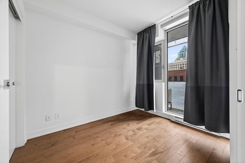 Bedroom - 307-1211 Rue Drummond, Montréal (Ville-Marie), QC - Indoor Photo Showing Other Room