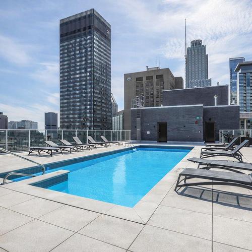 Pool - 307-1211 Rue Drummond, Montréal (Ville-Marie), QC - Outdoor With In Ground Pool