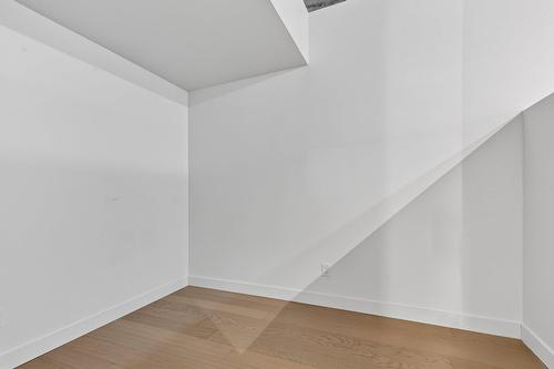 Den - 709-200 Boul. Marcel-Laurin, Montréal (Saint-Laurent), QC - Indoor Photo Showing Other Room