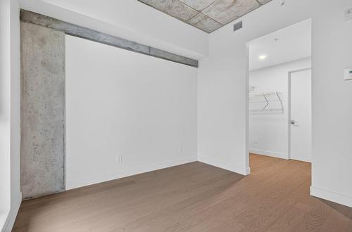 Primary bedroom - 709-200 Boul. Marcel-Laurin, Montréal (Saint-Laurent), QC - Indoor Photo Showing Other Room