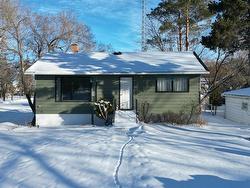 790 Cook Street  Boissevain, MB R0K 0E0