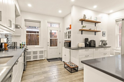 Kitchen - 2265 Av. De Melrose, Montréal (Côte-Des-Neiges/Notre-Dame-De-Grâce), QC - Indoor Photo Showing Kitchen