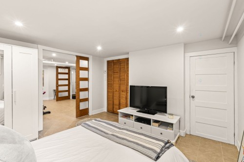 Bedroom - 2265 Av. De Melrose, Montréal (Côte-Des-Neiges/Notre-Dame-De-Grâce), QC - Indoor