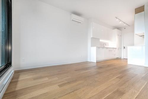 Living room - 712-2020 Boul. René-Lévesque O., Montréal (Ville-Marie), QC - Indoor