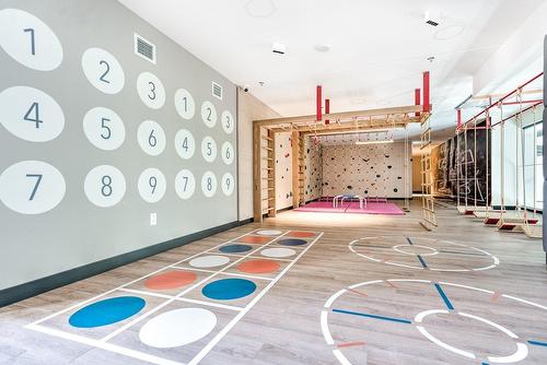 Hall - 712-2020 Boul. René-Lévesque O., Montréal (Ville-Marie), QC - Indoor Photo Showing Other Room