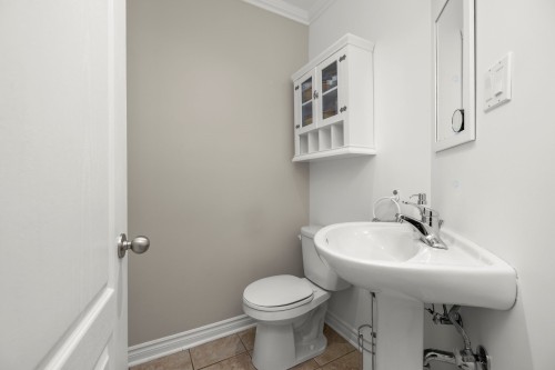 Salle d'eau - 259 Rue Des Plaines, Les Coteaux, QC - Indoor Photo Showing Bathroom