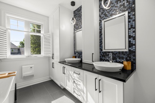 Salle de bains - 259 Rue Des Plaines, Les Coteaux, QC - Indoor Photo Showing Bathroom