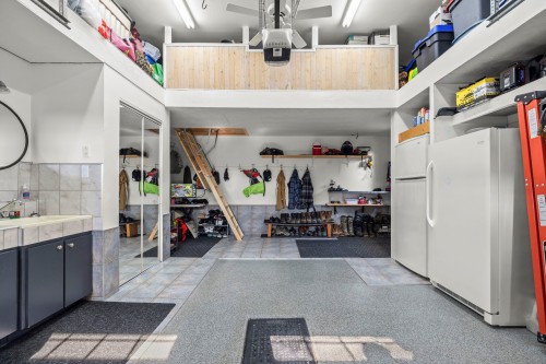 Garage - 259 Rue Des Plaines, Les Coteaux, QC - Indoor