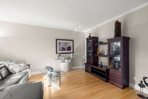 Salon - 259 Rue Des Plaines, Les Coteaux, QC - Indoor Photo Showing Living Room