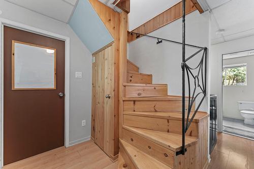 Escalier - 183 Ch. Cooledge, Austin, QC - Indoor Photo Showing Other Room