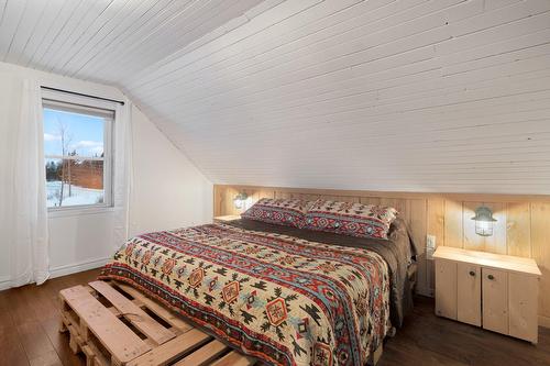 Chambre à coucher - 231 9E-Et-10E Rang, Saint-Camille, QC - Indoor Photo Showing Bedroom