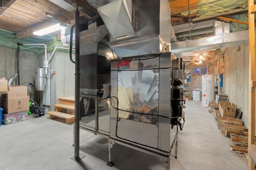 Sous-sol - 231 9E-Et-10E Rang, Saint-Camille, QC - Indoor Photo Showing Basement