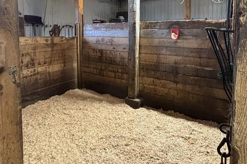 Écurie - 231 9E-Et-10E Rang, Saint-Camille, QC - Indoor