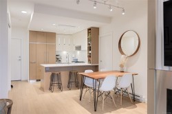 303-1033 Cook St  Victoria, BC V8V 0E1